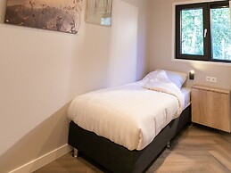 Luxury Lodge With Private Swimming Pool