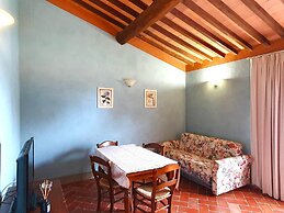 Attractive Apartment With Paid Sauna