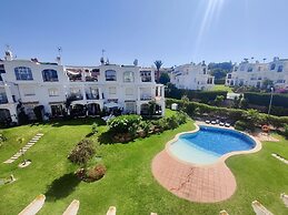 Belvilla by OYO Altos del Golf
