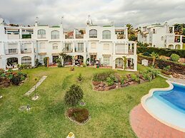 Belvilla by OYO Altos del Golf