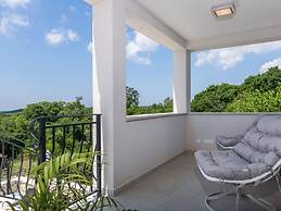 Villa Irma Comfortable Holiday Residence