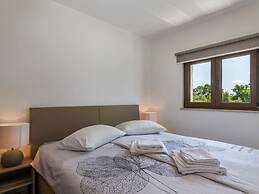 Villa Irma Comfortable Holiday Residence