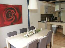 Attractive Holiday Home on a Car-free Park