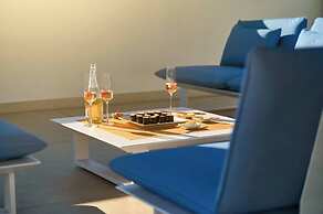 Exclusive pool villa with view