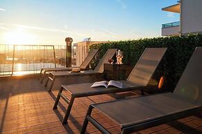 Exclusive pool villa with view