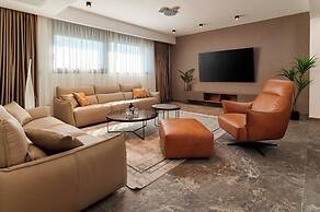 Exclusive pool villa with view