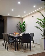 Exclusive pool villa with view