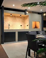 Exclusive pool villa with view