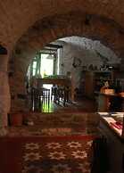 Holiday Home Mirabel Sous les Roches