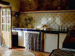 Holiday Home Mirabel Sous les Roches