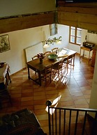 Holiday Home Mirabel Sous les Roches