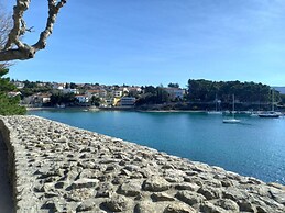 House of Olives Comfortable Holiday Residence