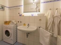 Hustadt in the Heart of Zingst