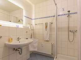 Hustadt in the Heart of Zingst