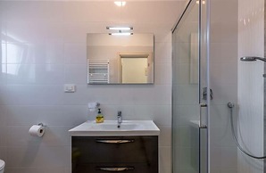 Nicole Comfortable Holiday Residence