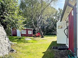 5 Person Holiday Home in Uddevalla-by Traum