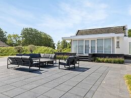 Wellness Villa With Sauna Near Beach