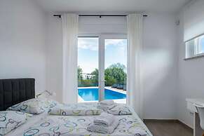 Sandi Comfortable Holiday Residence