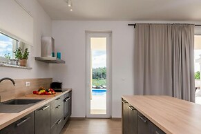 Sandi Comfortable Holiday Residence