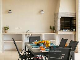 Sandi Comfortable Holiday Residence