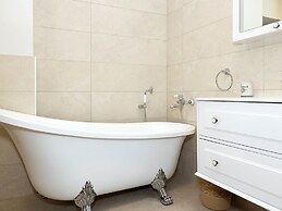 Amazing Villa With Pool, Wellness and Stunning View