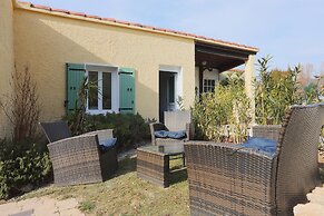 Charming Holiday Home in Gargas With Swimming Pool