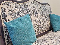 Charming Holiday Home in Gargas With Swimming Pool