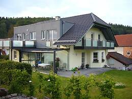 Luise Bernhardt Modern Retreat