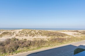 Amazing Apartment in Oostduinkerke