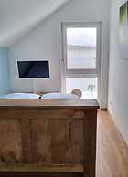 Holiday Home Pippa Comfortable Holiday Residence