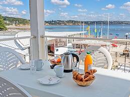 Apartment in Brittany With sea View