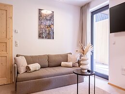 Apartment With Shared Infinity Pool