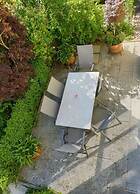 Holiday Apartment in the Rose Garden