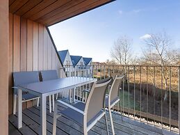 Apartment on the 2nd Floor for Family