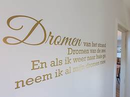 Apartment on the 2nd Floor for Family