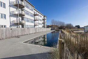 Apartment on the 2nd Floor for Family