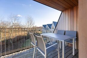 Apartment on the 2nd Floor for Family