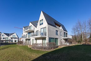 Apartment on the 2nd Floor for Family