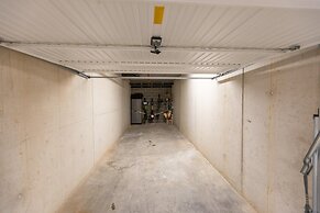 Apartment on the 2nd Floor for Family