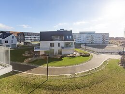 Apartment on the 2nd Floor for Family