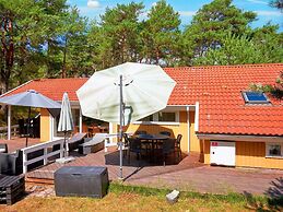 8 Person Holiday Home in Nexo-by Traum