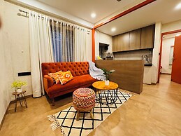 Home Escape 1BHK Retreat Nr Saket Square