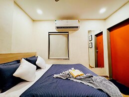 Home Escape 1BHK Retreat Nr Saket Square