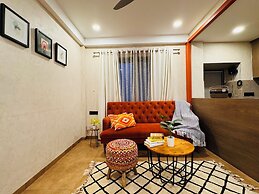 Home Escape 1BHK Retreat Nr Saket Square