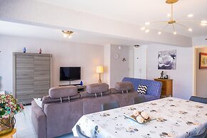 Apartment on the Third Floor