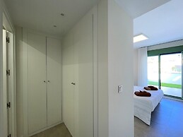 Belvilla by OYO Apartamento Moja!car