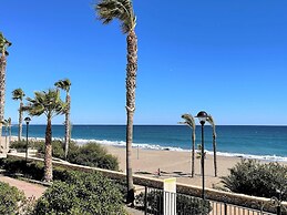 Belvilla by OYO Apartamento Moja!car