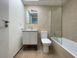 Belvilla by OYO Apartamento Moja!car