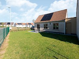 Cozy Polder House for Families
