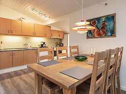 6 Person Holiday Home in Vaeggerlose